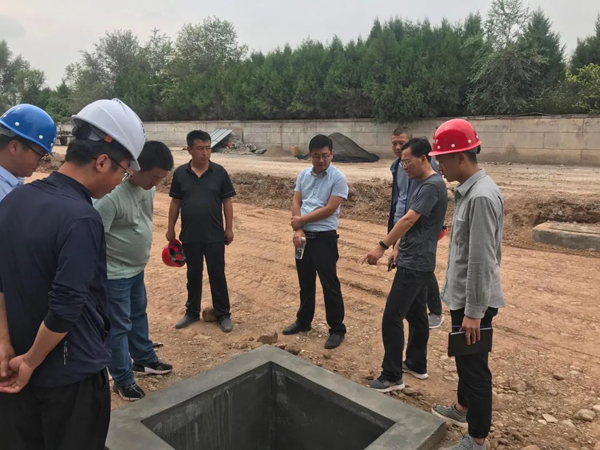 泓源公司主要负责人带队调研项目建设情况(图2) 泓源公司主要负责人带队调研项目建设情况(图2)