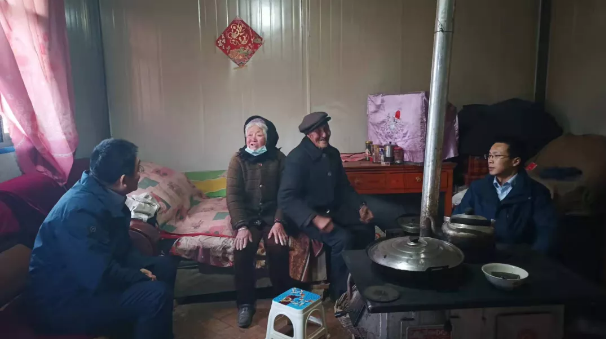 时博官方网站_时博(中国)一站式服务官网深入帮扶村开展春节慰问(图3) 时博官方网站_时博(中国)一站式服务官网深入帮扶村开展春节慰问(图3)