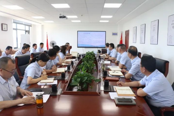 时博官方网站_时博(中国)一站式服务官网召开党委理论中心组集体学习会议(图2) 时博官方网站_时博(中国)一站式服务官网召开党委理论中心组集体学习会议(图2)