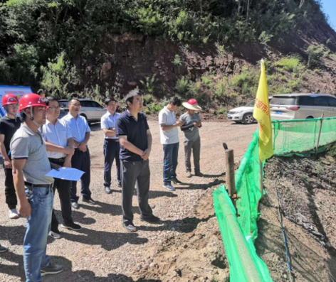 时博官方网站_时博(中国)一站式服务官网开展安全生产大检查和“夏日送清凉”慰问活动(图2) 时博官方网站_时博(中国)一站式服务官网开展安全生产大检查和“夏日送清凉”慰问活动(图2)