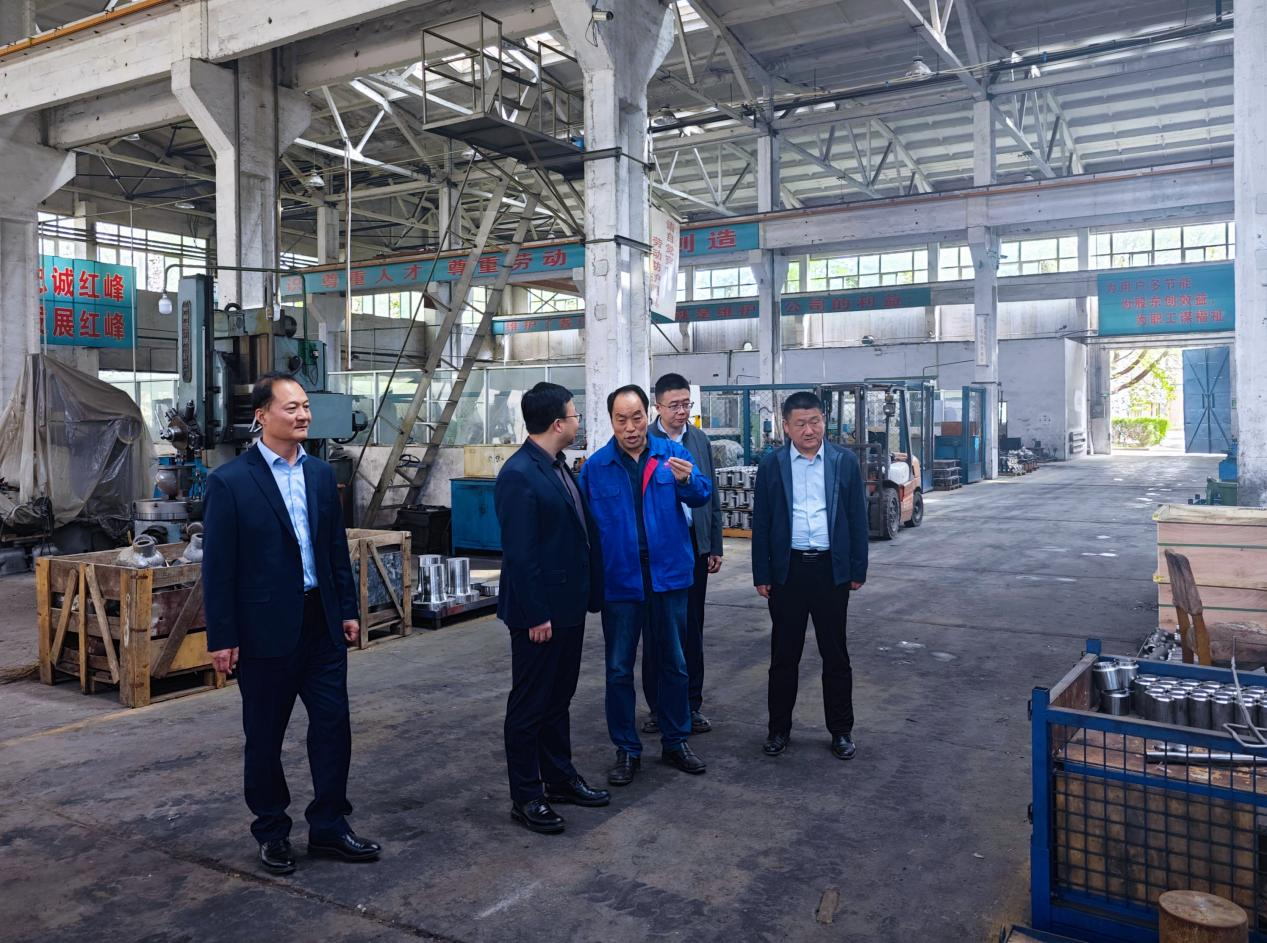 时博官方网站_时博(中国)一站式服务官网赴红峰、虹光考察学习(图2) 时博官方网站_时博(中国)一站式服务官网赴红峰、虹光考察学习(图2)